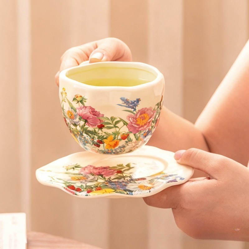 European Vintage Floral Cerami - Coffee Tea Gift Basket 评论和价格